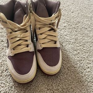 High-Top Nike Dunks 85 with Cream and Brown Accents